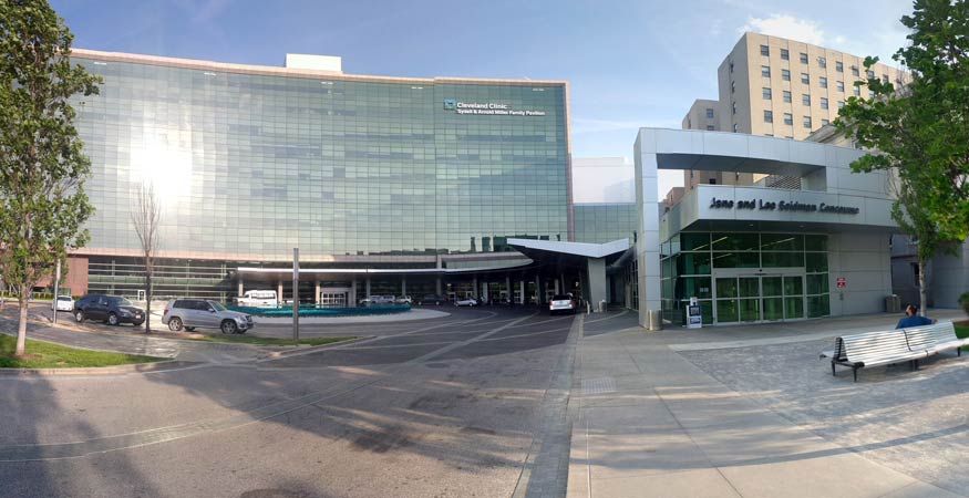 Cleveland Clinic Entrance